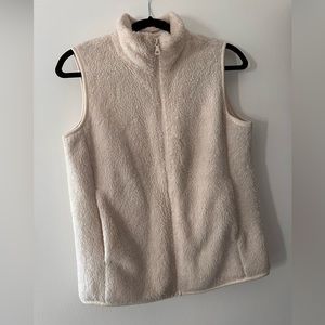 Uniqlo Faux Sherpa Vest